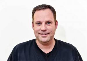 Stjärntandläkarna AB  Tandläkare & Tandhygienist Orgnr 556940-4410 Tel 040- 608 01 40 Erikslustvägen 46 Malmö